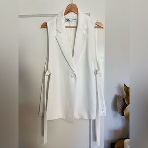 Zara Ivory Sleeveless Vest